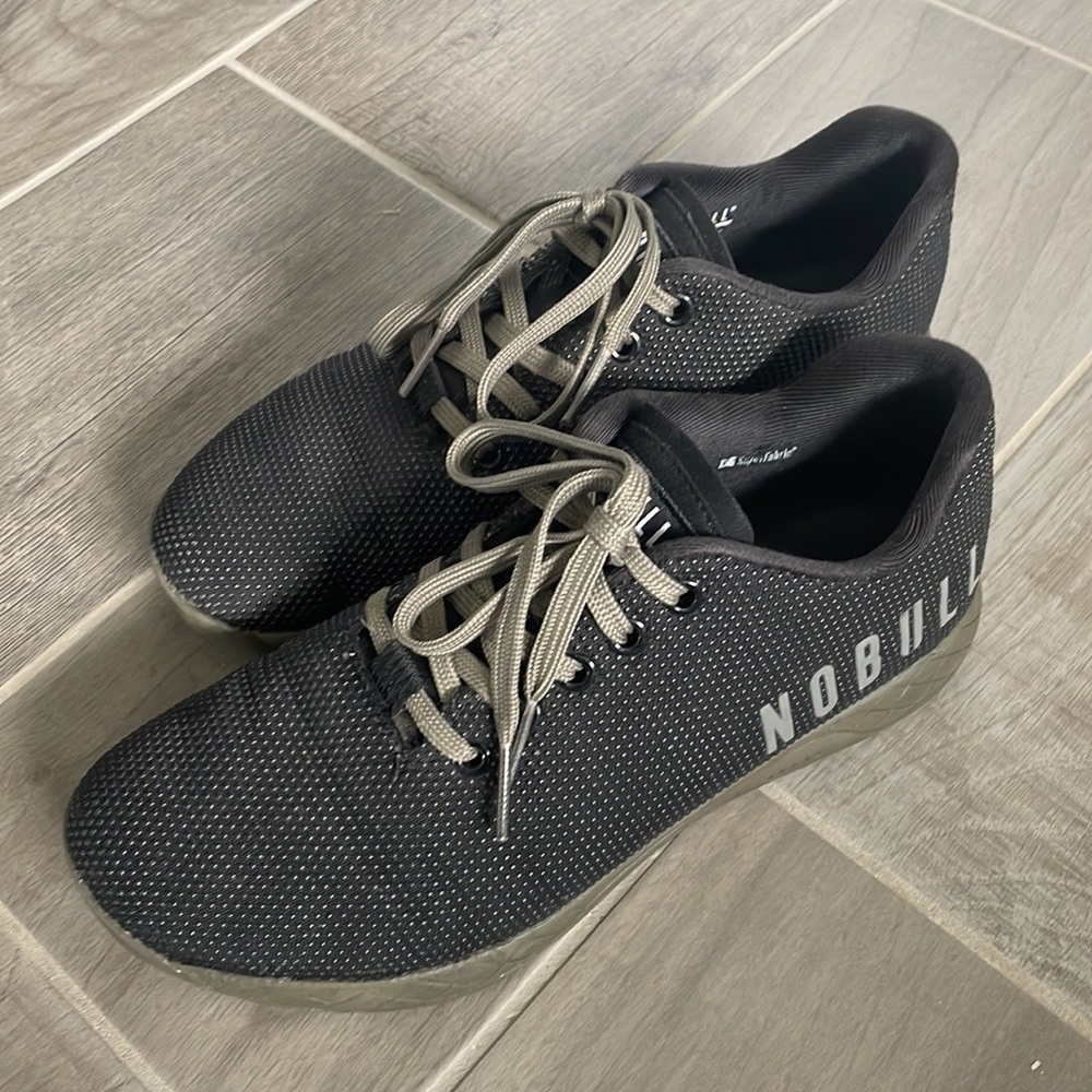 Nobull Black Ivy Trainers (Unisex: Men’s size 7.5/Women’s size 9)